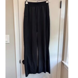 Lululemon On the Fly Wide Leg Pant Black High Rise Athletic Trouser Size 4